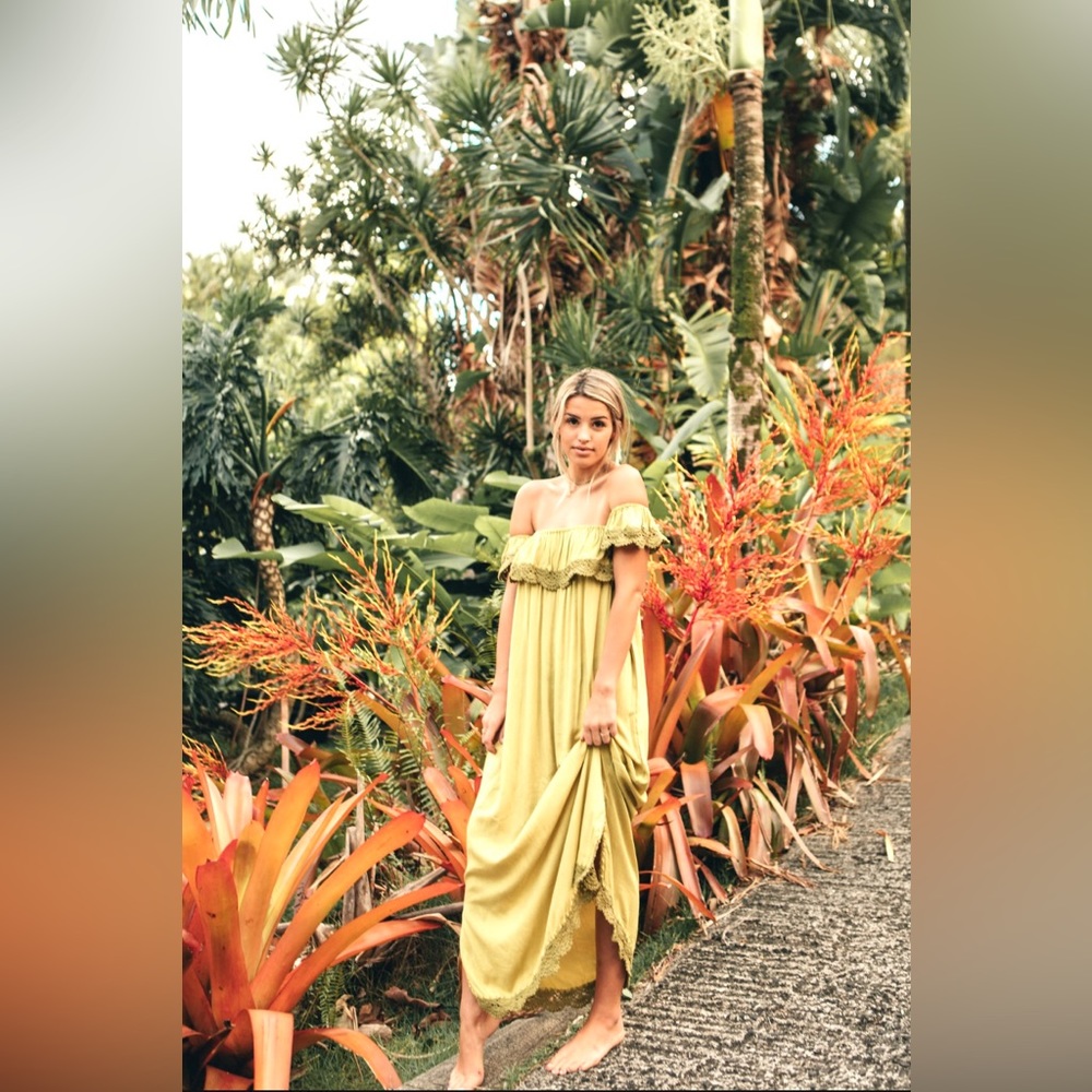 Bali Moon Hawaii Maxi Dress